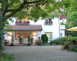 Landhaus Edelmann (Müllheim-Niederweiler) Landhaus Edelmann (Müllheim-Niederweiler)