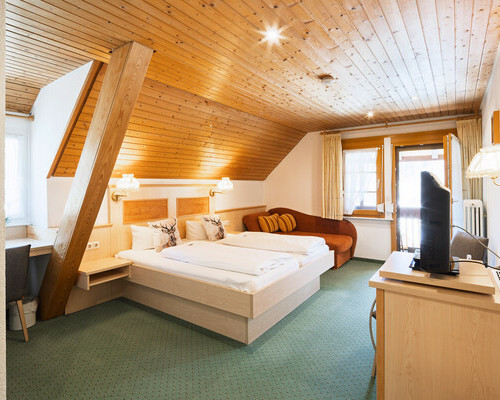 Hotel Gasthaus zum Hirschen (Todtnau-Brandenberg) Hotel Gasthaus zum Hirschen (Todtnau-Brandenberg)