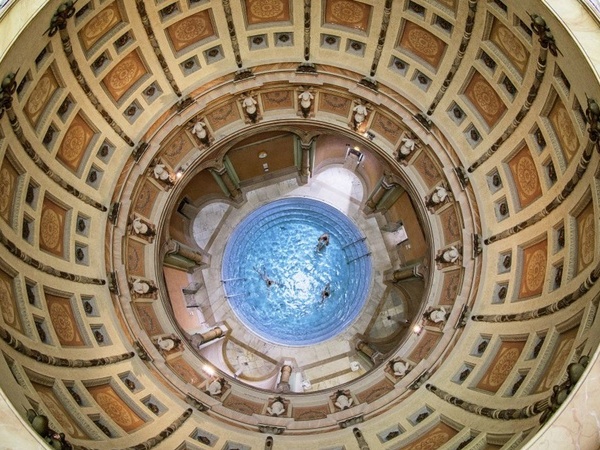 Copyright: (Mit freundlicher Genehmigung der CARASANA Bäderbetriebe GmbH) Copyright: (Mit freundlicher Genehmigung der CARASANA Bäderbetriebe GmbH)