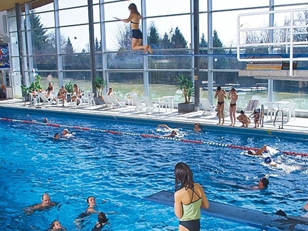 Bildnachweis: Mit freundlicher Genehmigung der Bäder Villingen-Schwenningen GmbH Bildnachweis: Mit freundlicher Genehmigung der Bäder Villingen-Schwenningen GmbH