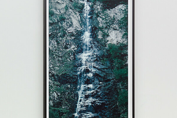 Axel Hütte, Brühl, Wasserfall, Austria, 2012 Bildnachweis: ©VG Bild-Kunst Bonn, Foto Bernhard Strauss Axel Hütte, Brühl, Wasserfall, Austria, 2012 Bildnachweis: ©VG Bild-Kunst Bonn, Foto Bernhard Strauss